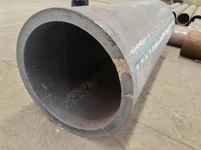 梁子湖30CrMo大口径无缝钢管